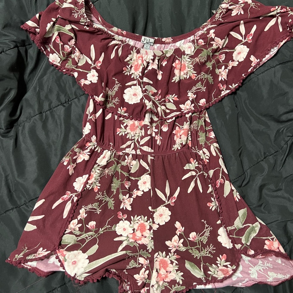 Burgundy and pink floral off the shoulder romper 😍